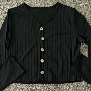 Black cropped long sleeve button up shein